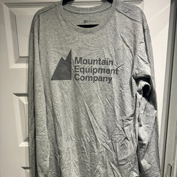MEC Other - BNWT MEC  Long Sleeve Tee